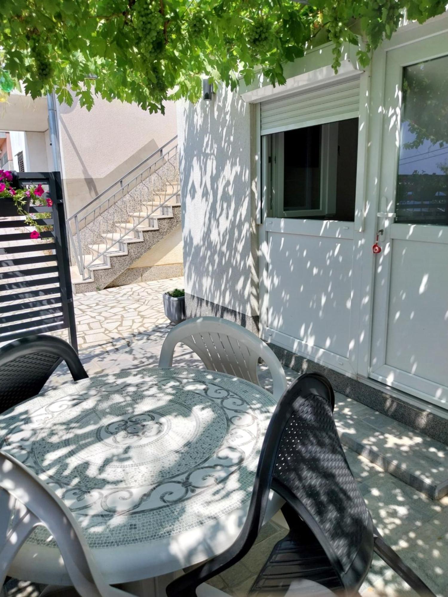 Ml Apartman セニ エクステリア 写真